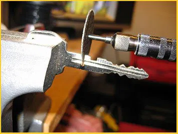 Phoenix Expert Locksmith Phoenix, AZ 623-850-5368 - key-cutting-for-commercial